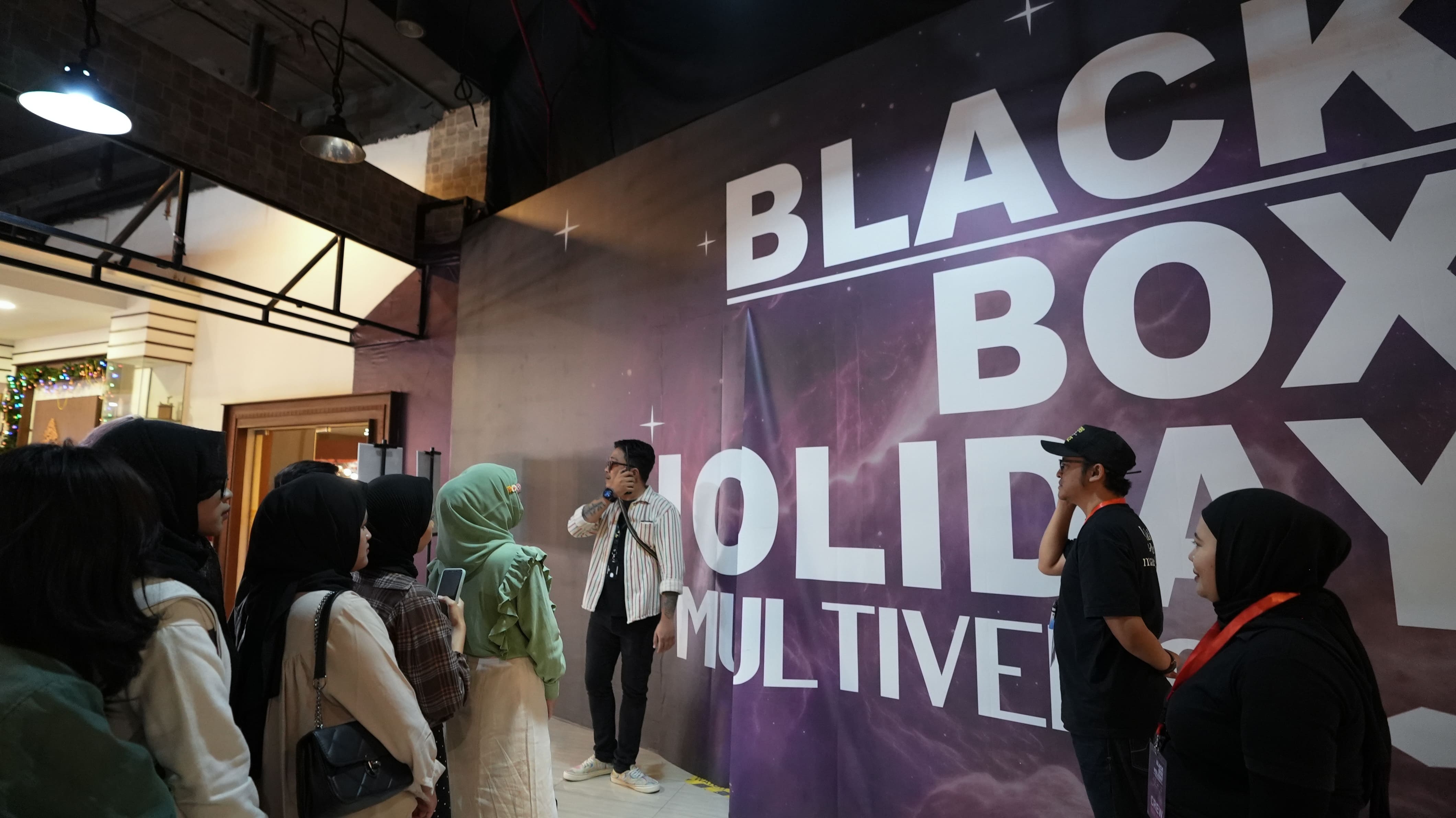 BLACK BOX - HOLIDAY MULTIVERSE BRAGA CITYWALK